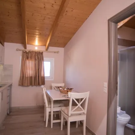 Aparthotel Artemis Lefkada City