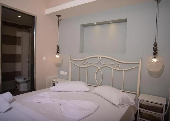 Artemis Lefkada City