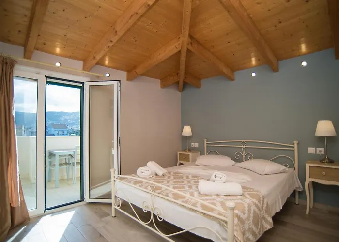 Artemis 3* Lefkada City