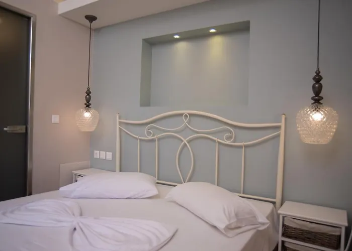 Artemis 3* Lefkada City