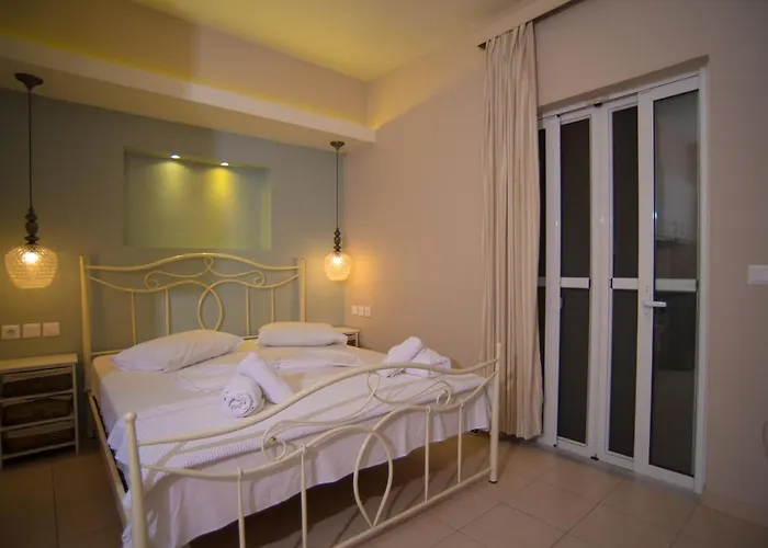 Artemis Aparthotel Lefkada City