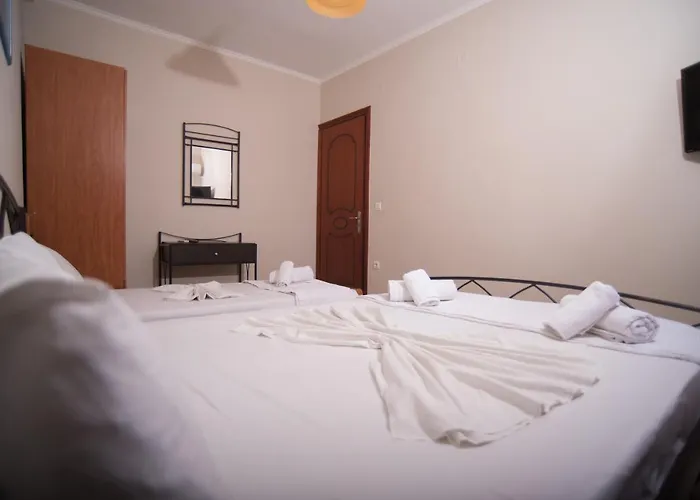 Artemis Aparthotel 3*