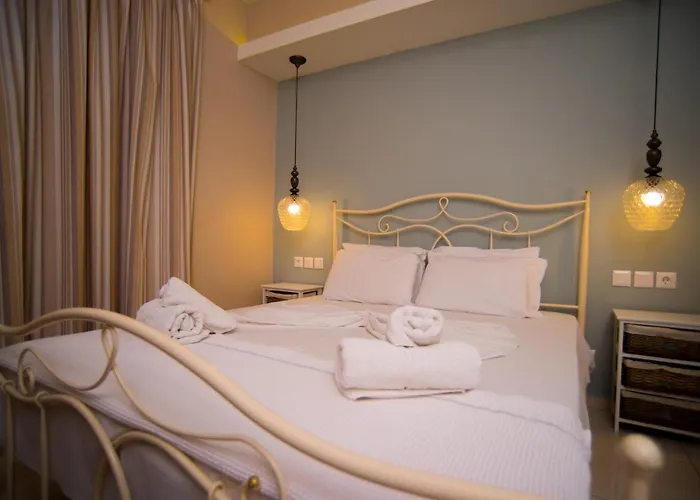 Artemis 3* Lefkada City