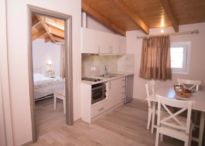 Artemis 3* Lefkada City