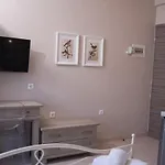 Artemis Aparthotel 3*