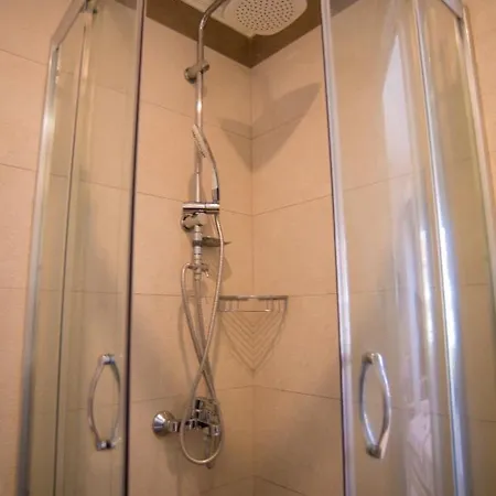 Artemis Aparthotel 3*