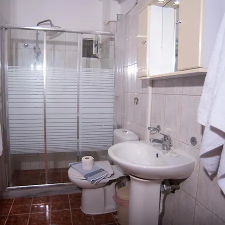 Artemis 3* Lefkada City