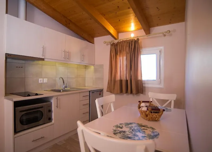 Apartahotel Artemis 3*